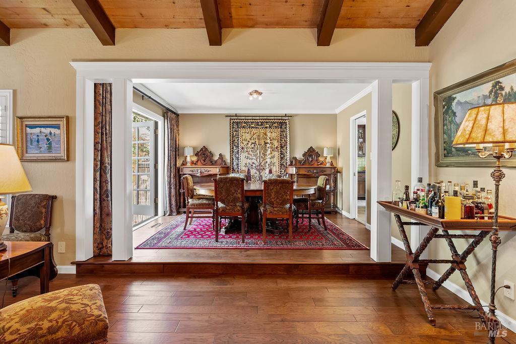 1816 Sherwood Circle Santa Rosa CA 95405