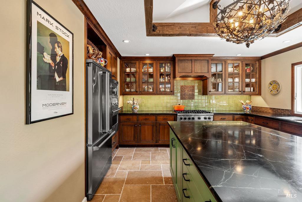 1816 Sherwood Circle Santa Rosa CA 95405