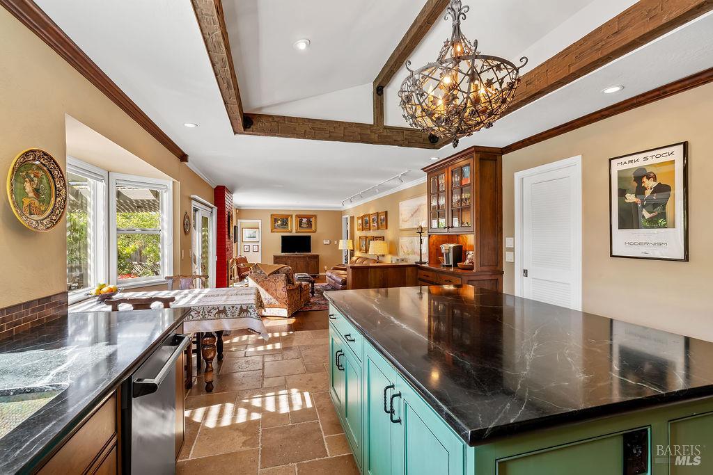 1816 Sherwood Circle Santa Rosa CA 95405