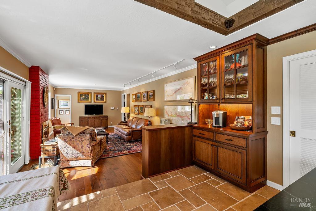 1816 Sherwood Circle Santa Rosa CA 95405