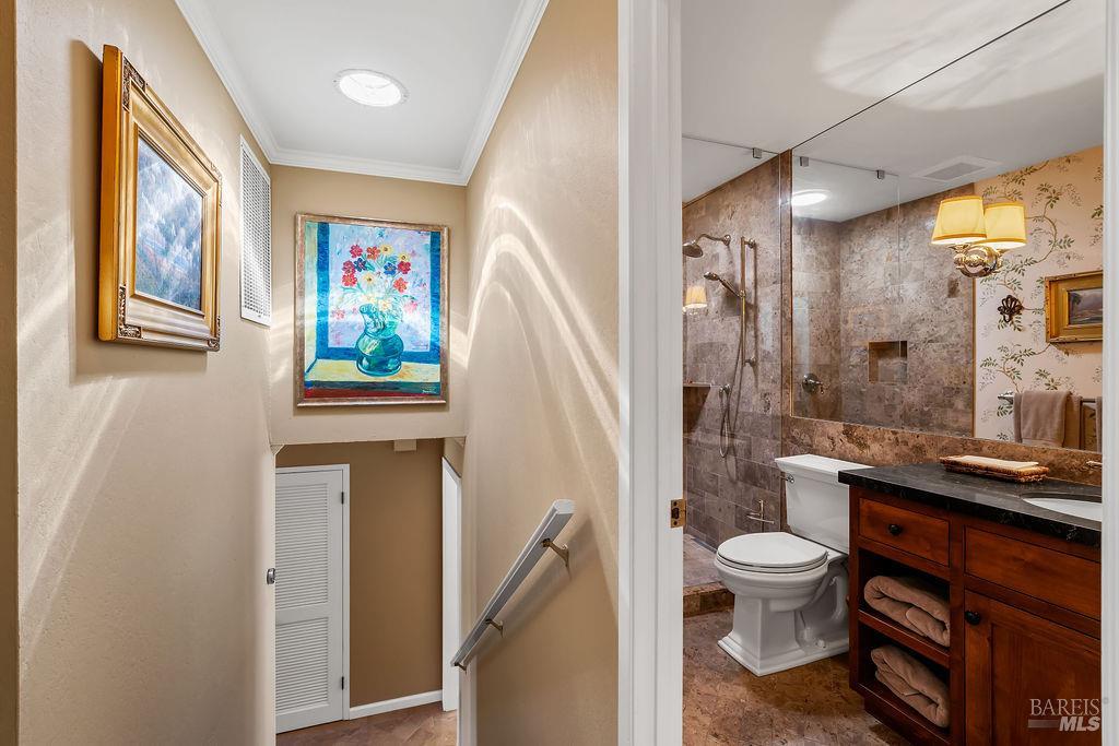 1816 Sherwood Circle Santa Rosa CA 95405