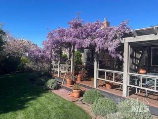 1816 Sherwood Circle Santa Rosa CA 95405