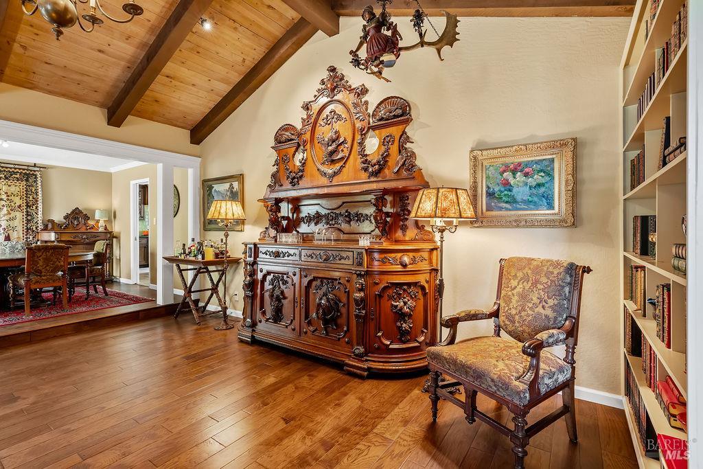 1816 Sherwood Circle Santa Rosa CA 95405
