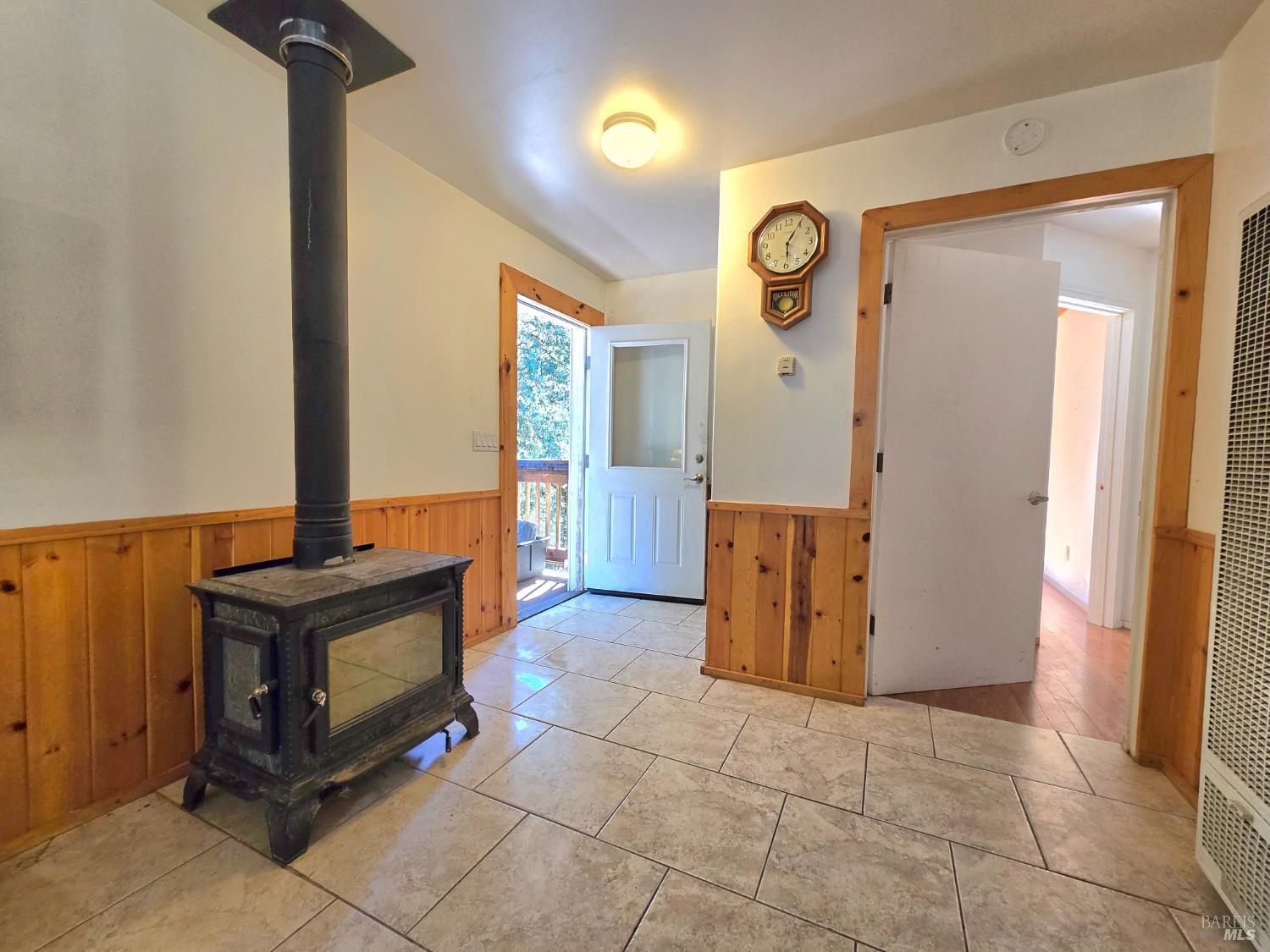 36193 Covelo Road Willits CA 95490