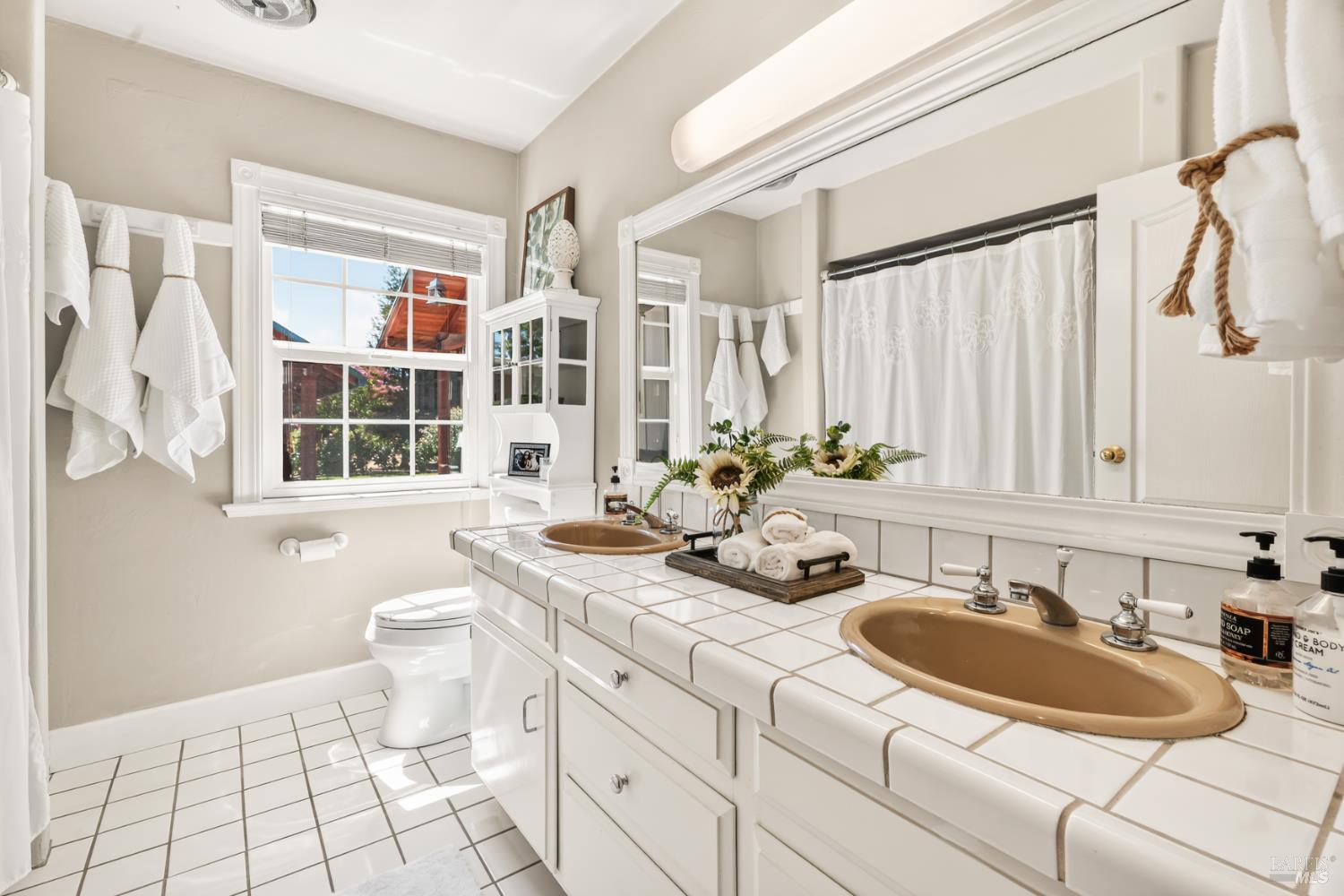 1701 Gielow Lane Ukiah CA 95482