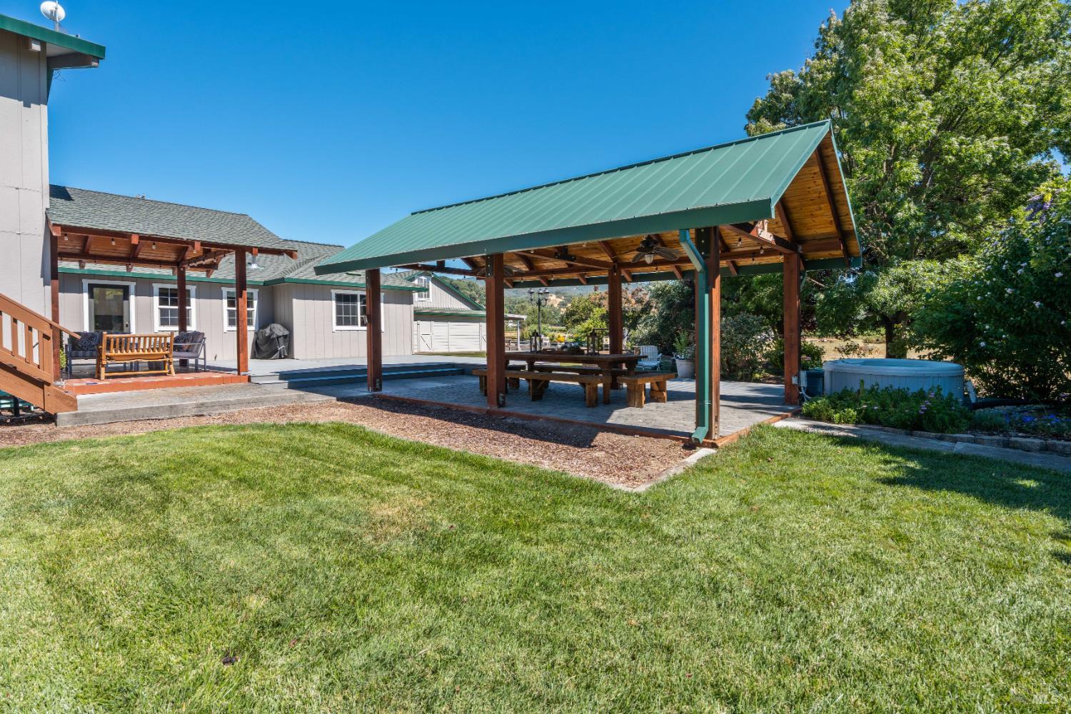 1701 Gielow Lane Ukiah CA 95482