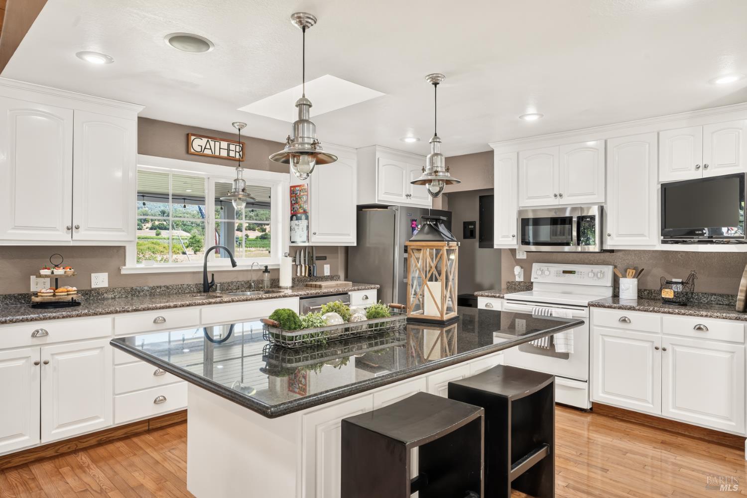 1701 Gielow Lane Ukiah CA 95482