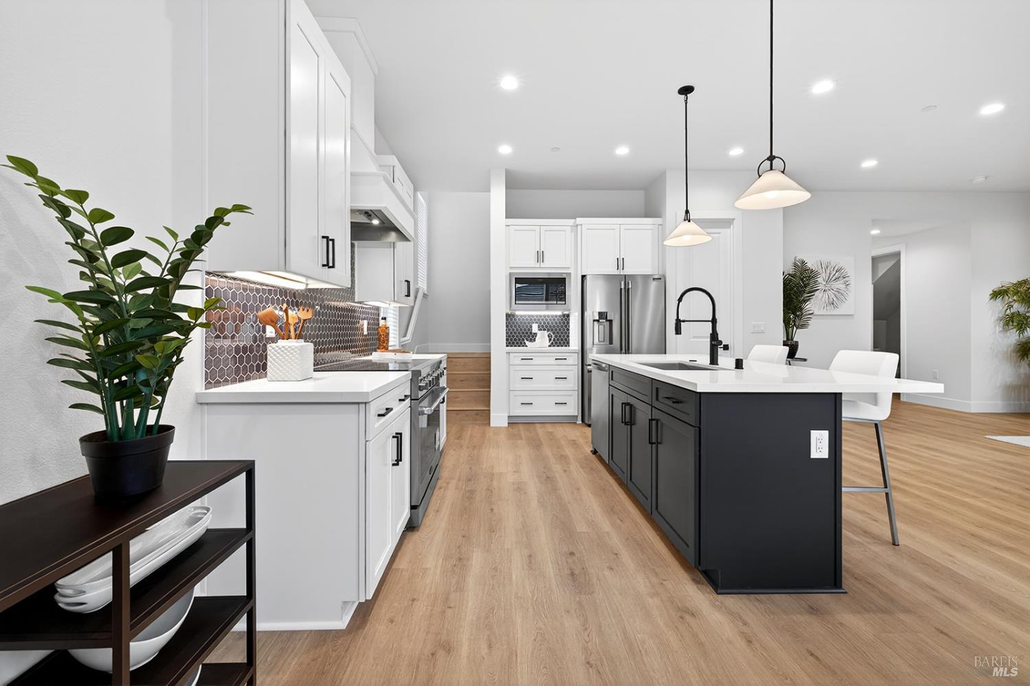 333 Cornell Street Windsor CA 9549