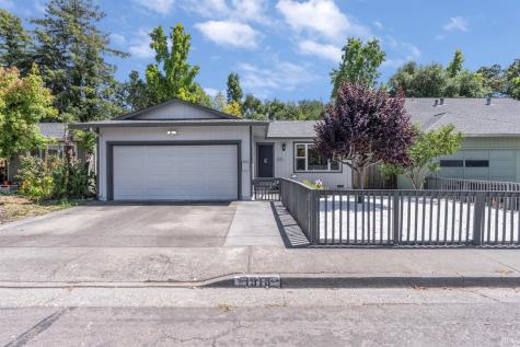 1918 Greeneich Avenue Santa Rosa CA 95401