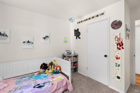 1918 Greeneich Avenue Santa Rosa CA 95401