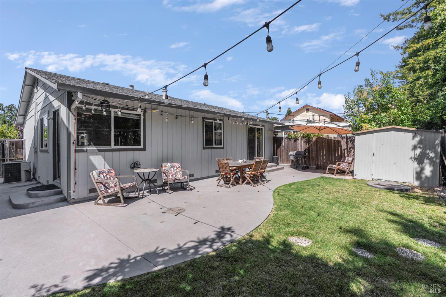 1918 Greeneich Avenue Santa Rosa CA 95401