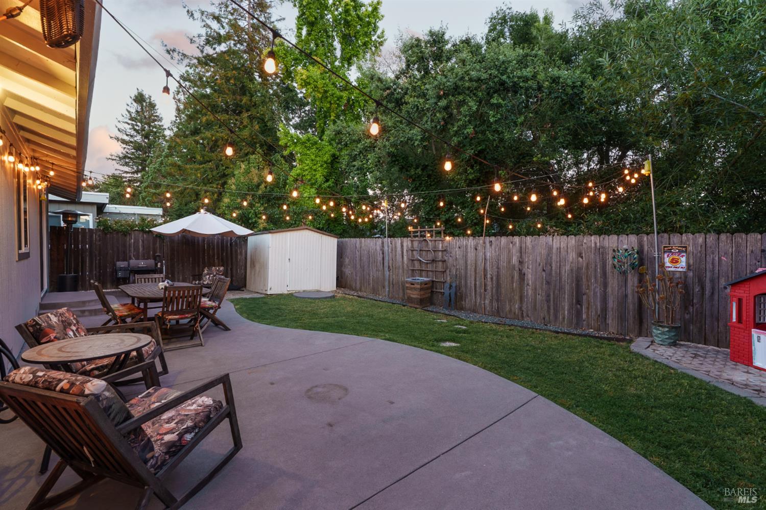 1918 Greeneich Avenue Santa Rosa CA 95401