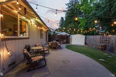 1918 Greeneich Avenue Santa Rosa CA 95401