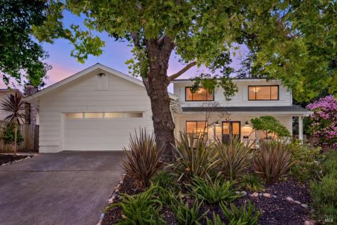 727 Cindy Lane Petaluma CA 94952