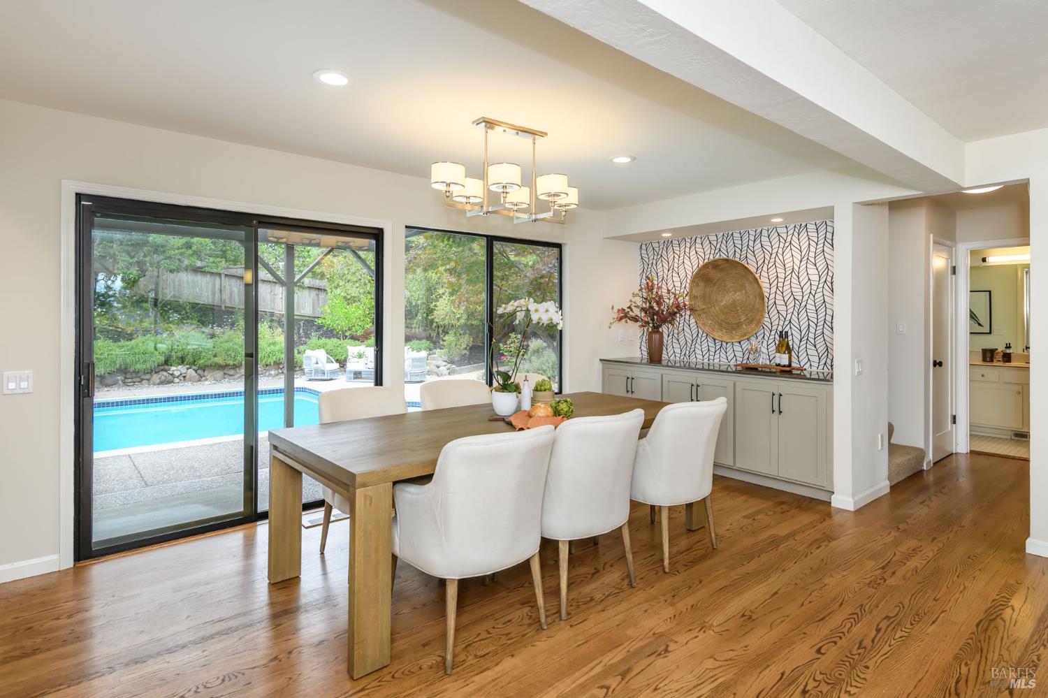 727 Cindy Lane Petaluma CA 94952