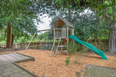 727 Cindy Lane Petaluma CA 94952