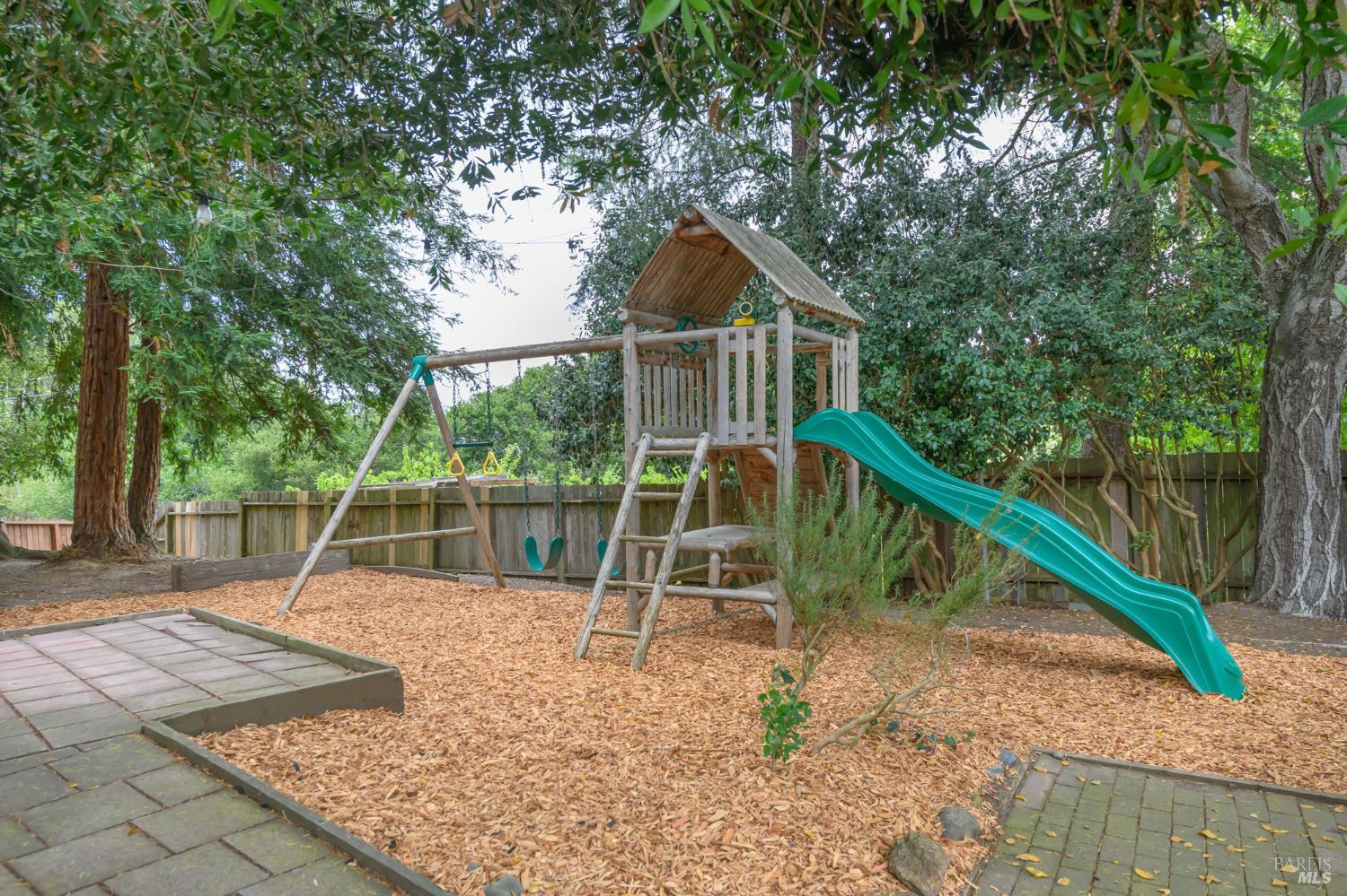 727 Cindy Lane Petaluma CA 94952
