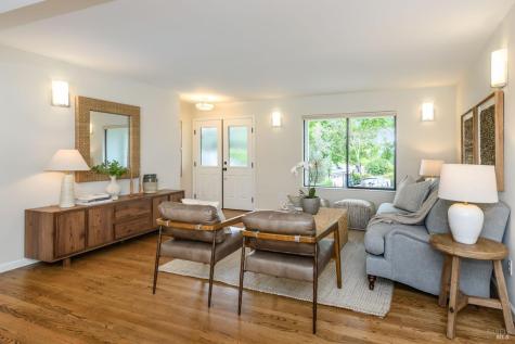 727 Cindy Lane Petaluma CA 94952