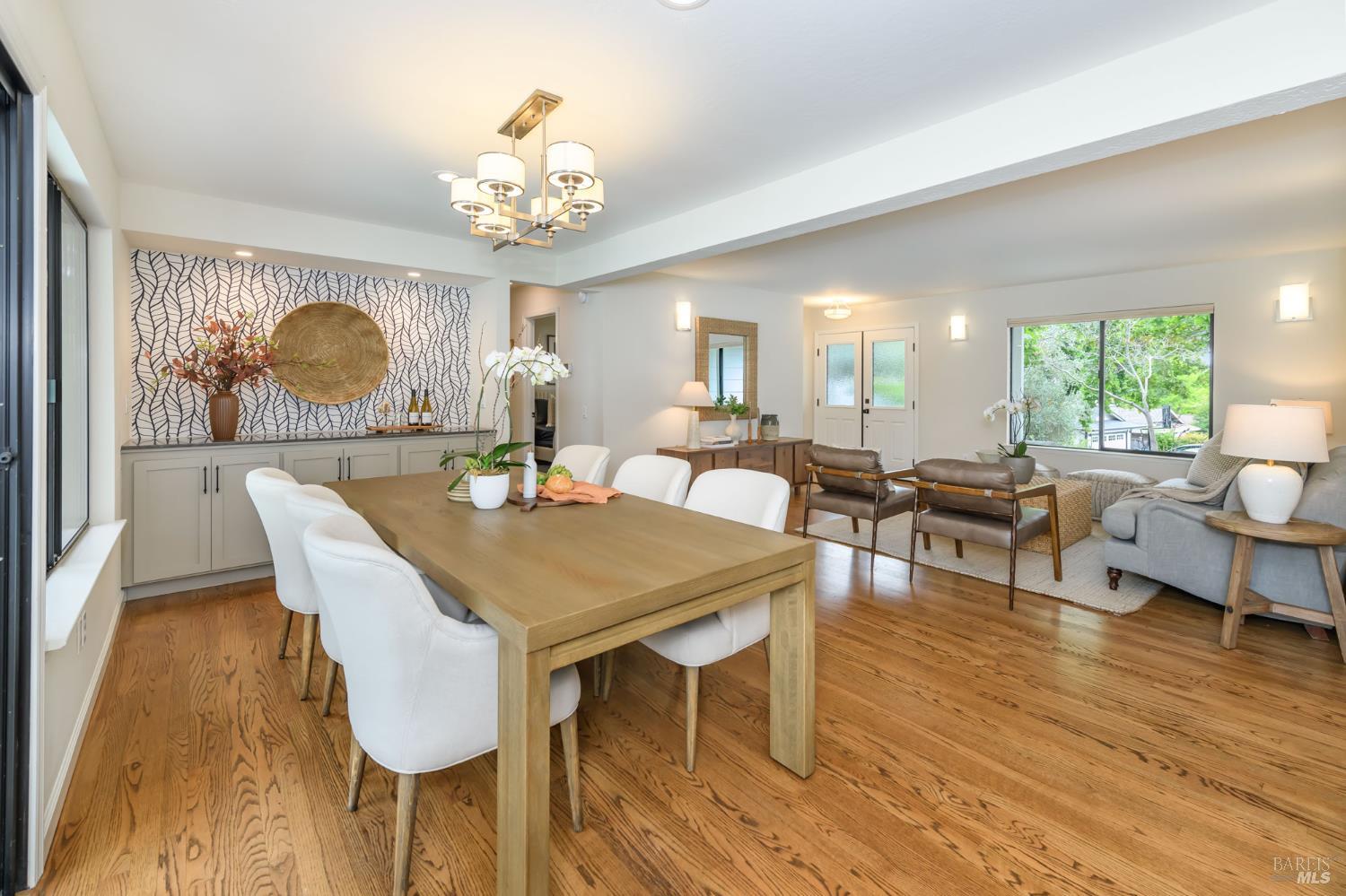 727 Cindy Lane Petaluma CA 94952