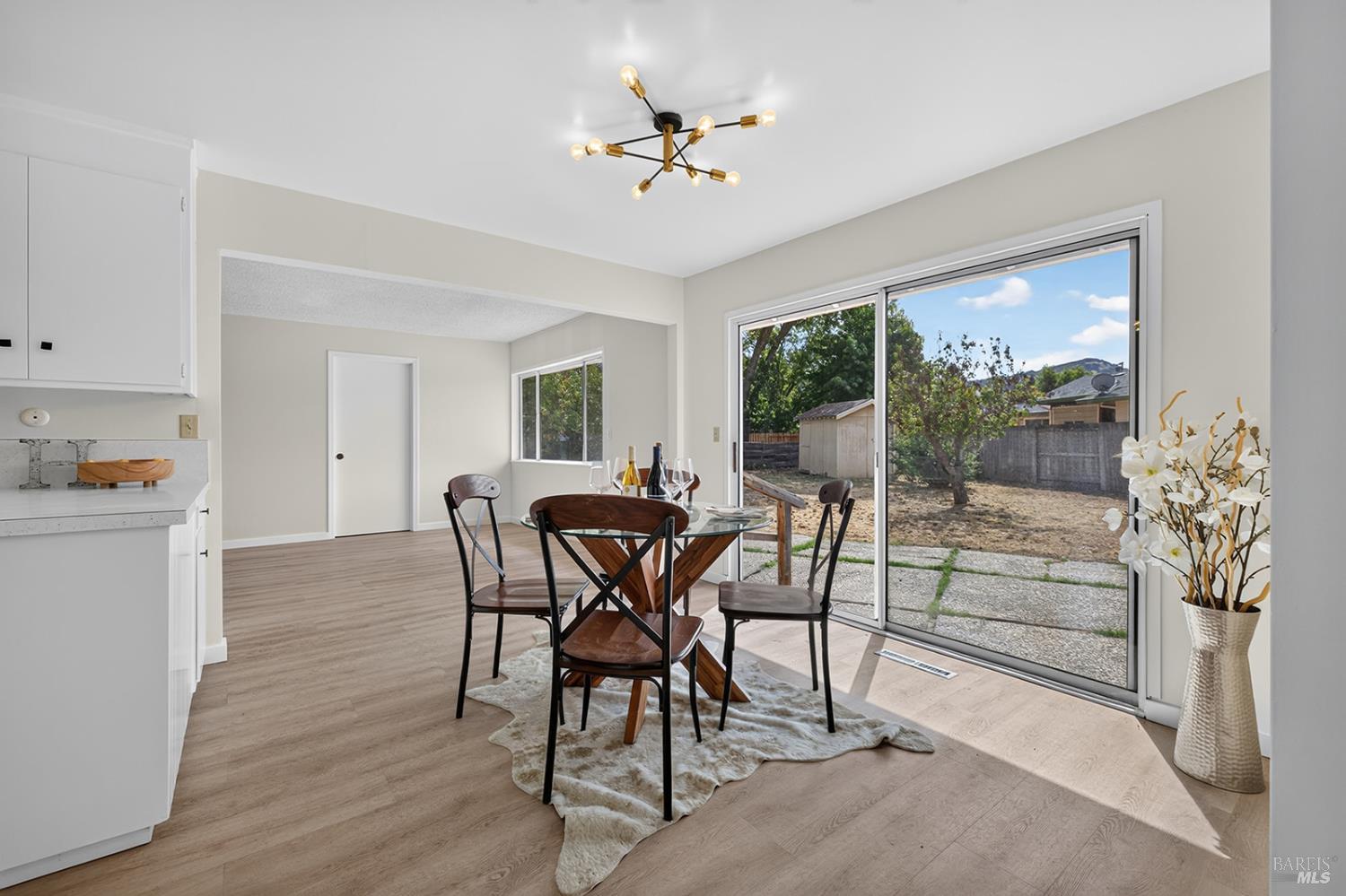 2530 Tamarisk Drive Santa Rosa CA 95405