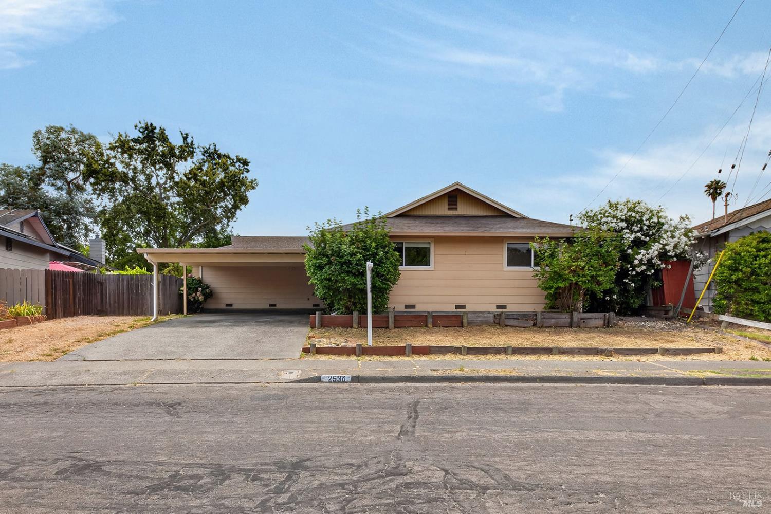 2530 Tamarisk Drive Santa Rosa CA 95405