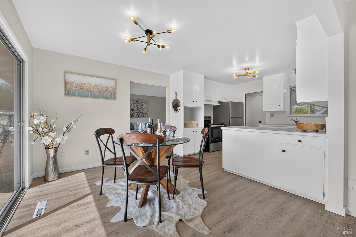 2530 Tamarisk Drive Santa Rosa CA 95405