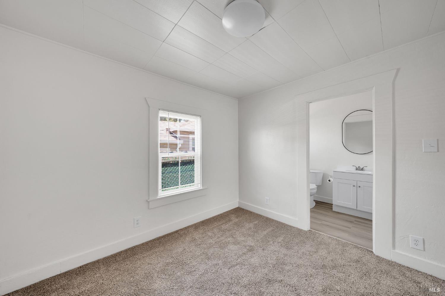 445 Benicia Road Vallejo CA 94590
