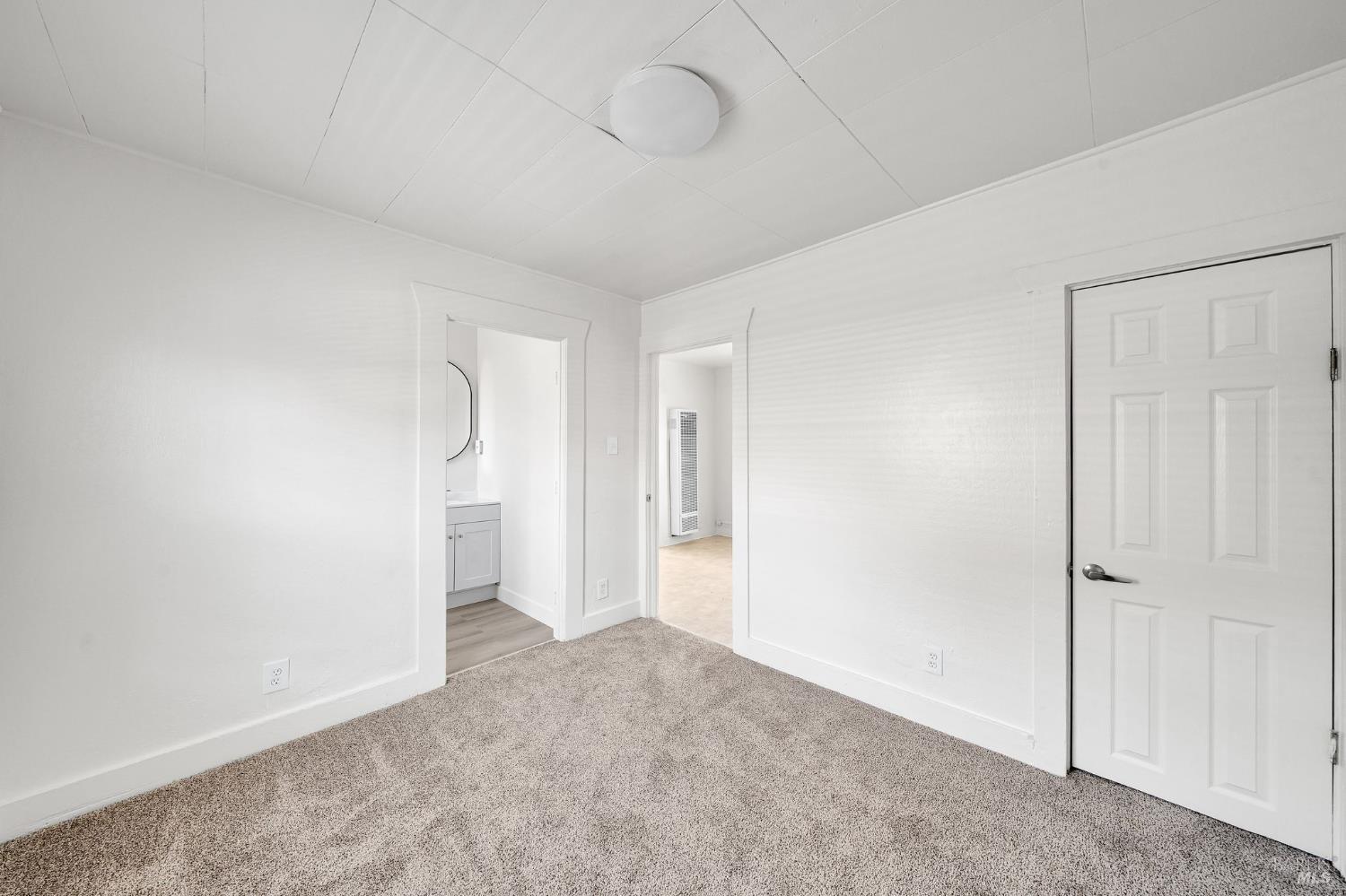 445 Benicia Road Vallejo CA 94590