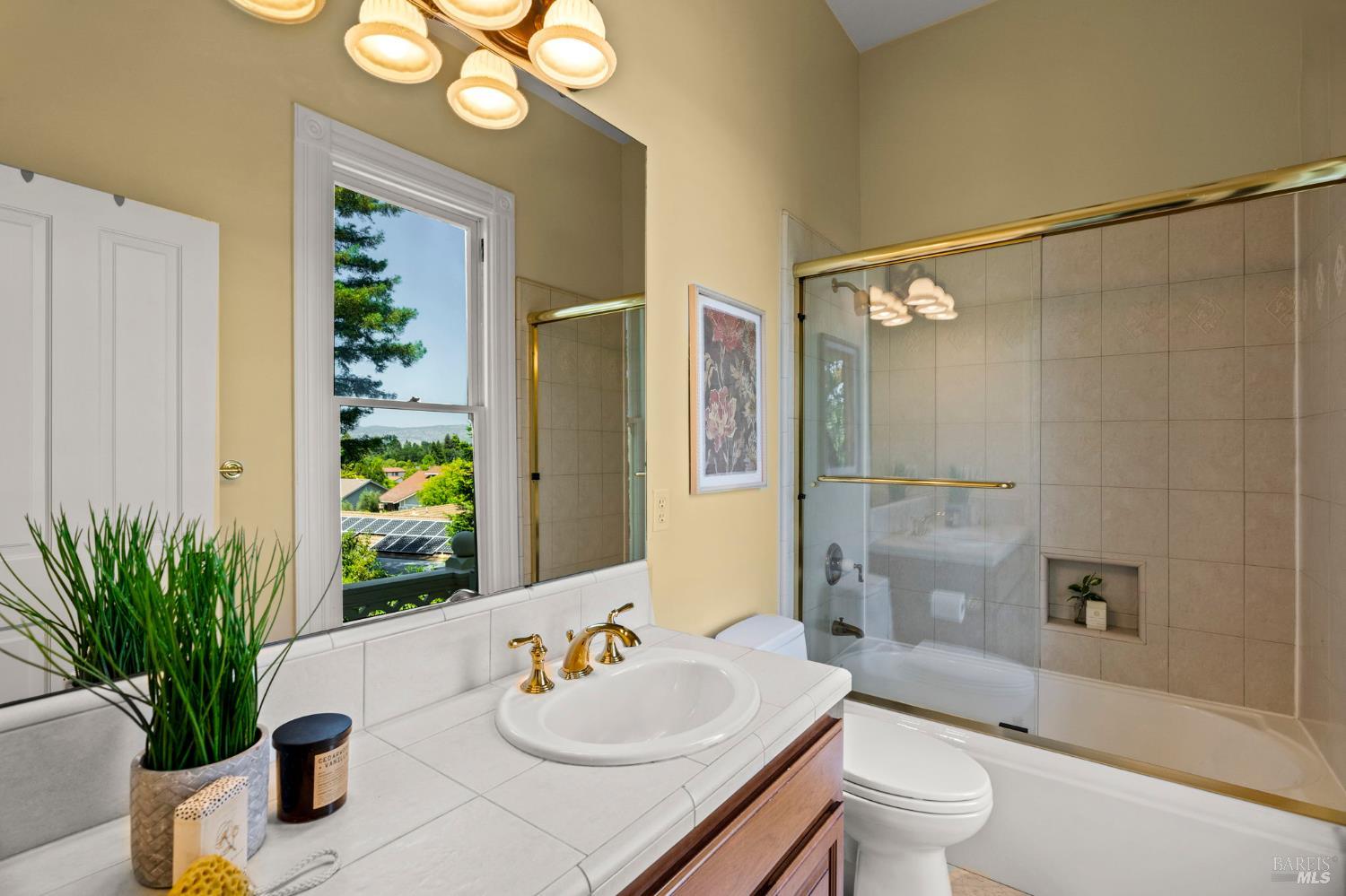 34 Buhman Court Napa CA 94558