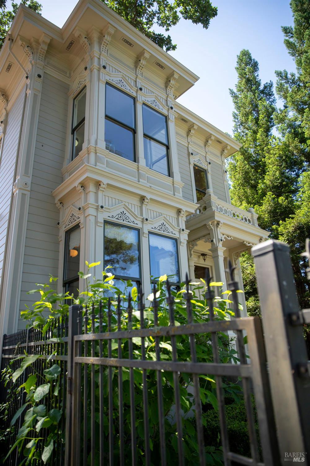34 Buhman Court Napa CA 94558