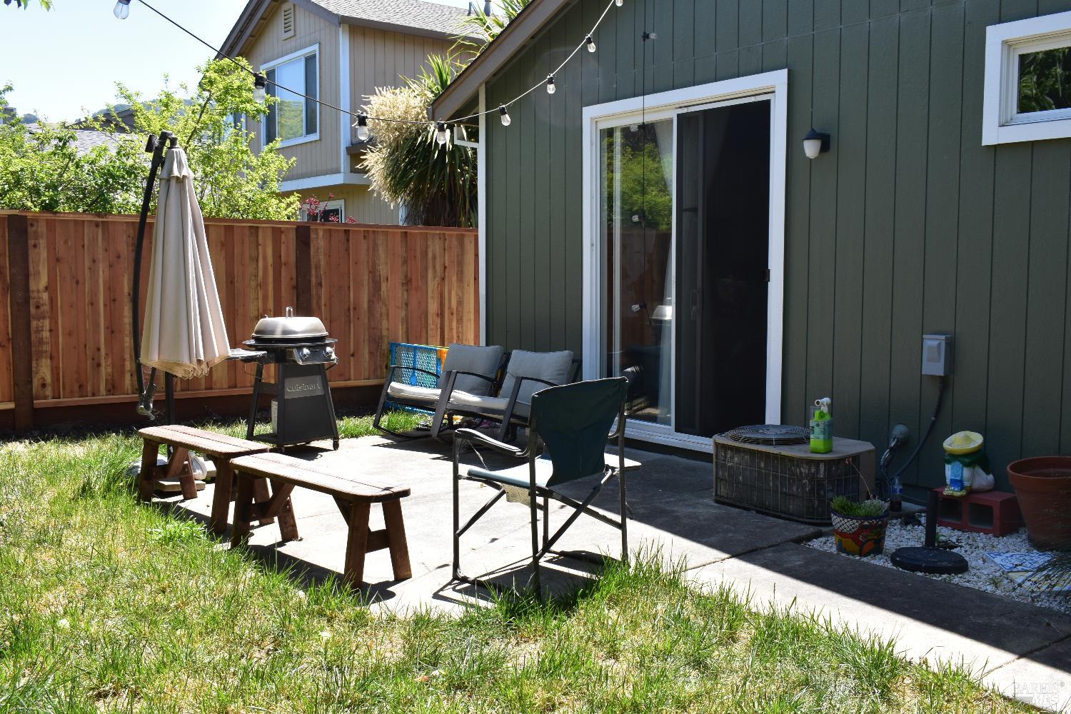 2507 Winterhaven Avenue Santa Rosa CA 95404
