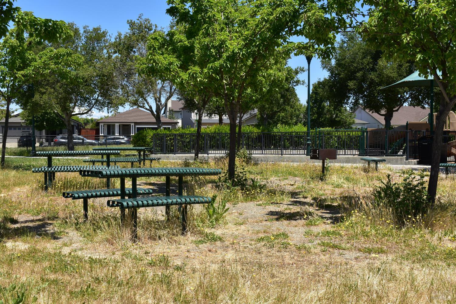 2507 Winterhaven Avenue Santa Rosa CA 95404