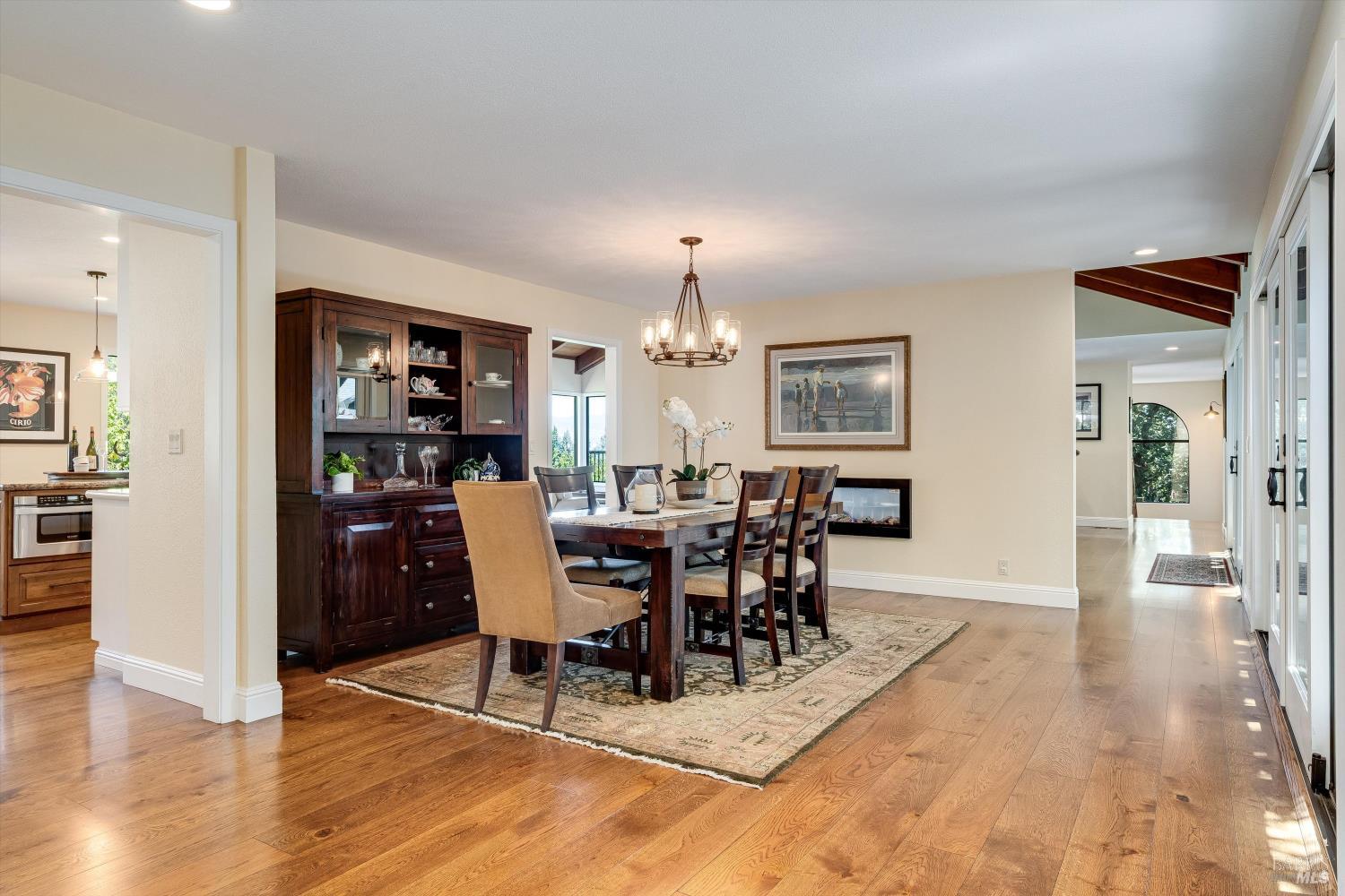 10 Skycrest Way Napa CA 94558
