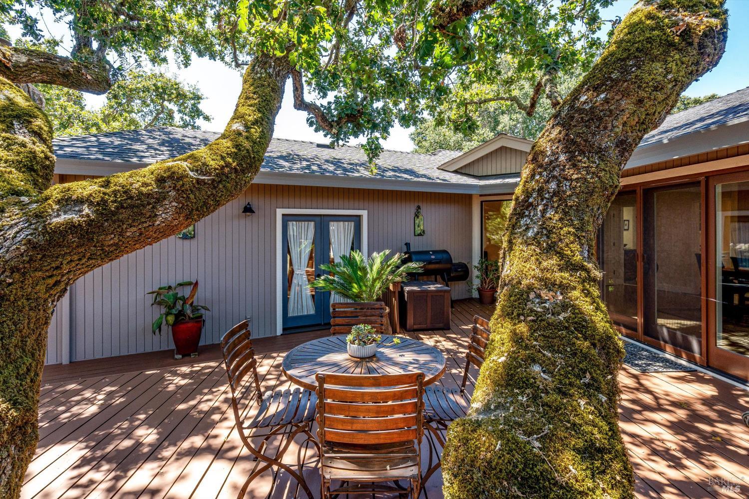 10 Skycrest Way Napa CA 94558