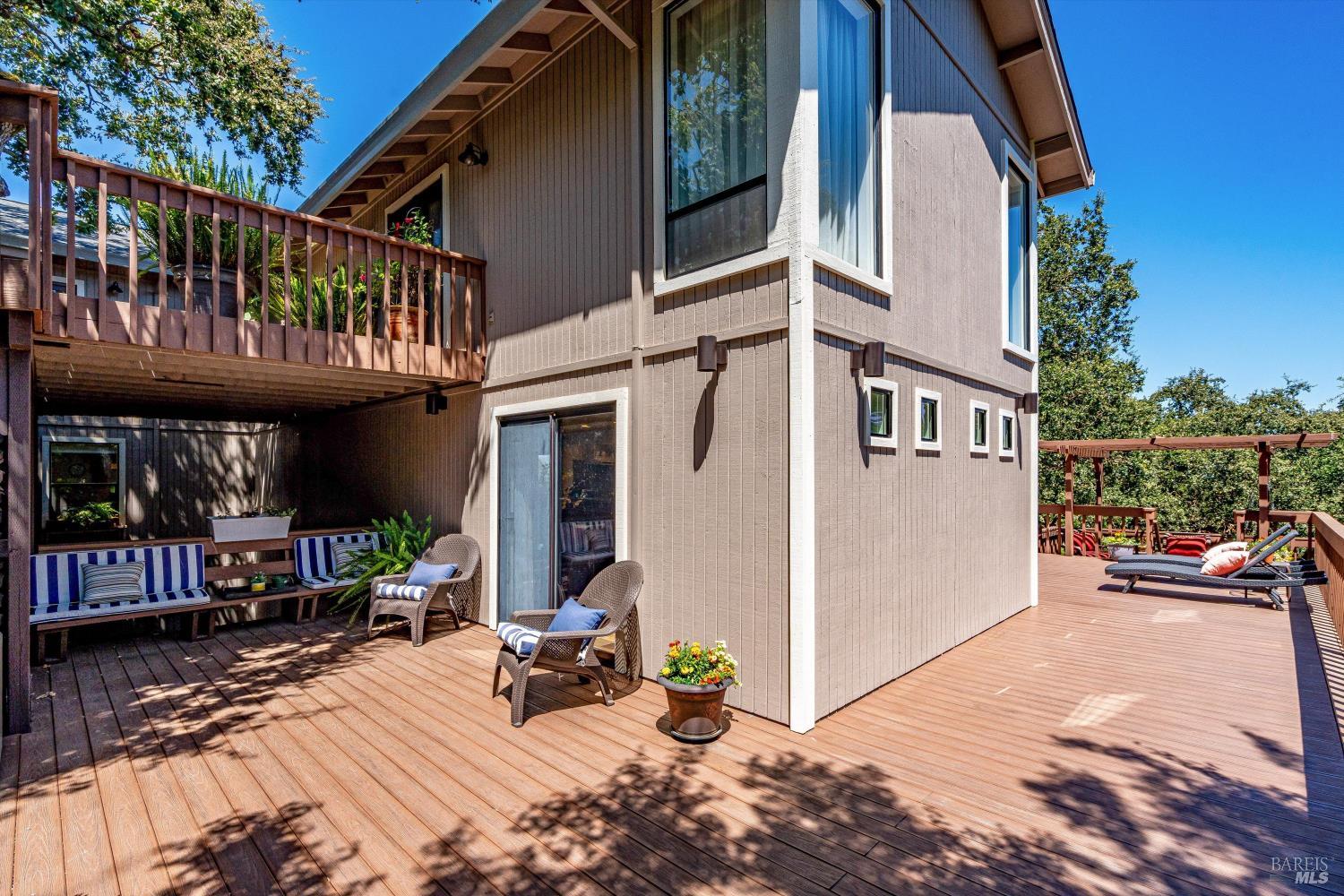10 Skycrest Way Napa CA 94558