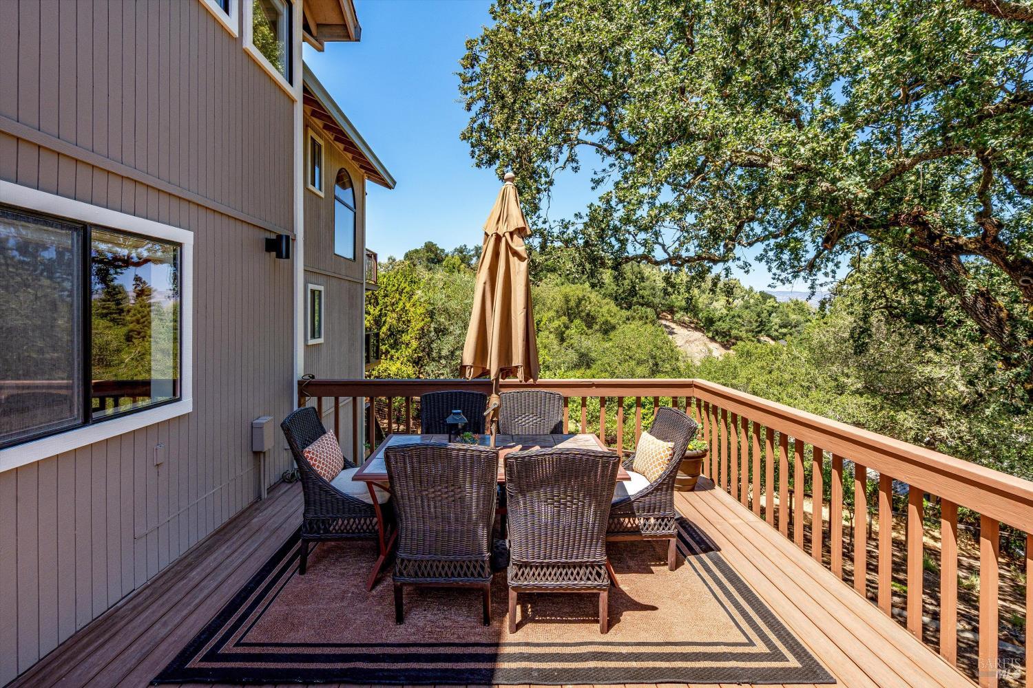 10 Skycrest Way Napa CA 94558