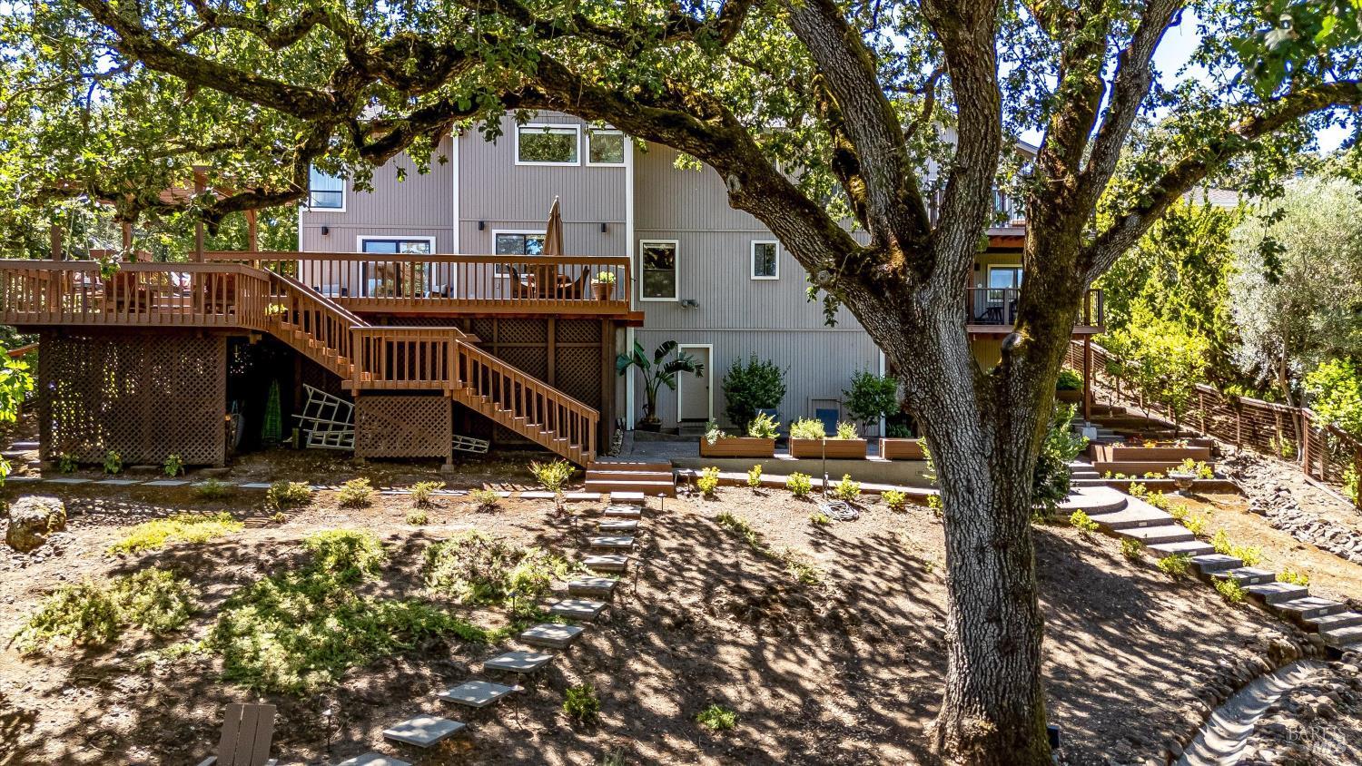 10 Skycrest Way Napa CA 94558