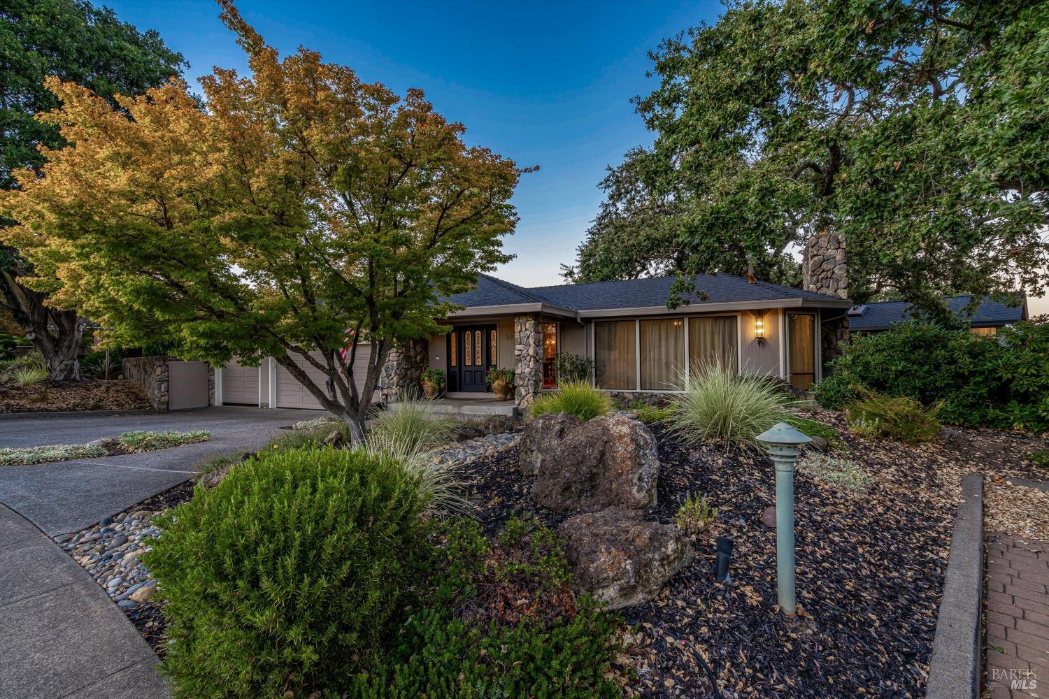 10 Skycrest Way Napa CA 94558