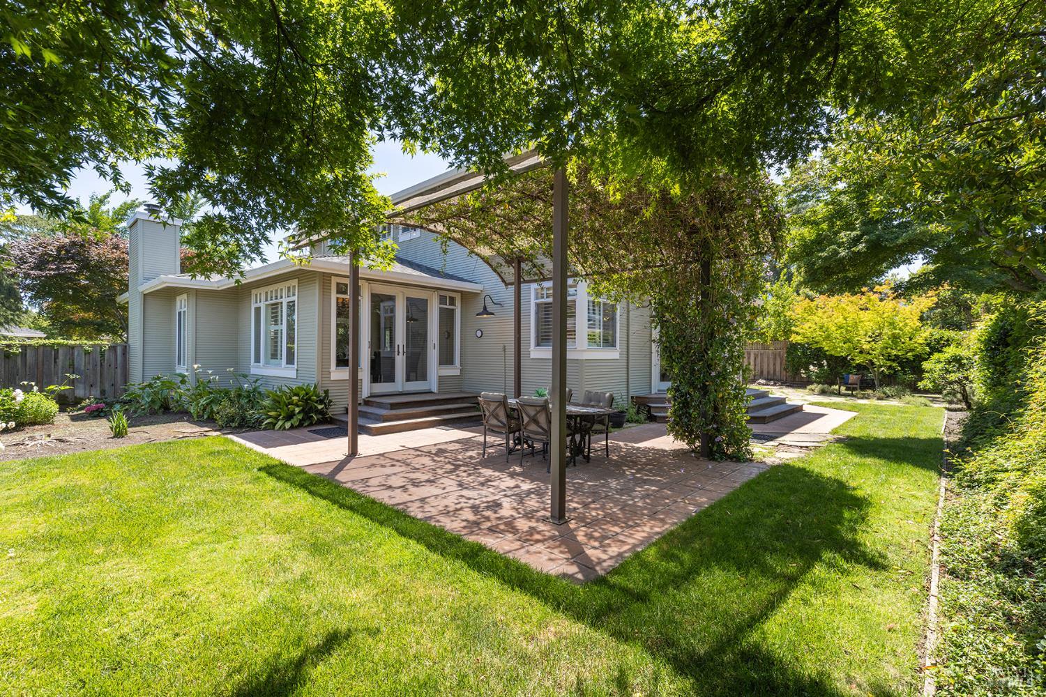 1876 Heritage Way Yountville CA 94599