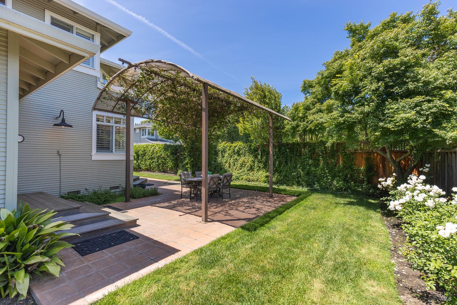 1876 Heritage Way Yountville CA 94599