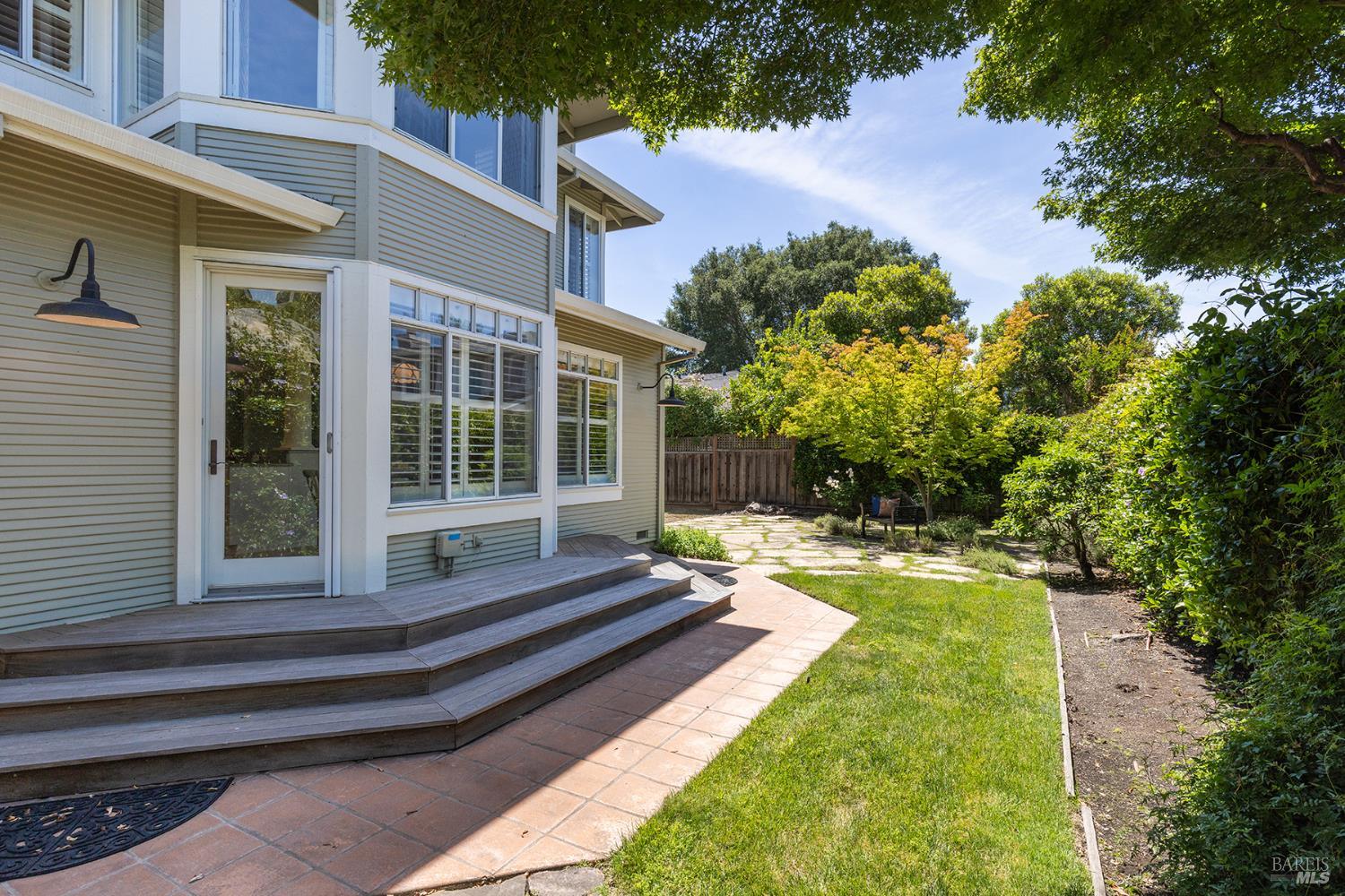 1876 Heritage Way Yountville CA 94599