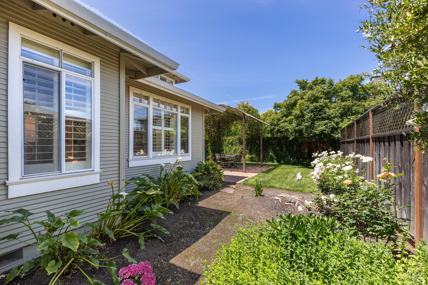 1876 Heritage Way Yountville CA 94599