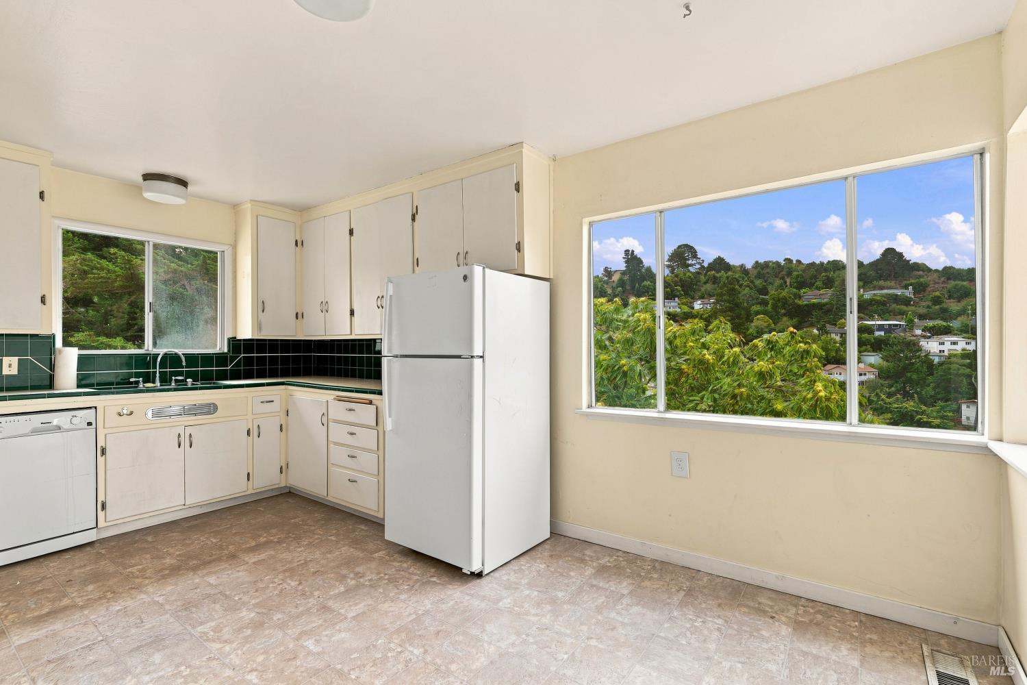 40 S Knoll Road Mill Valley CA 94941