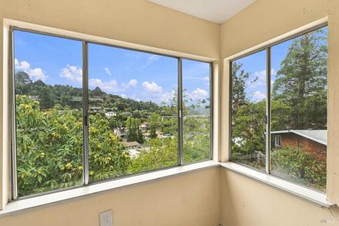 40 S Knoll Road Mill Valley CA 94941