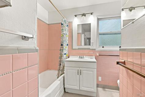 40 S Knoll Road Mill Valley CA 94941