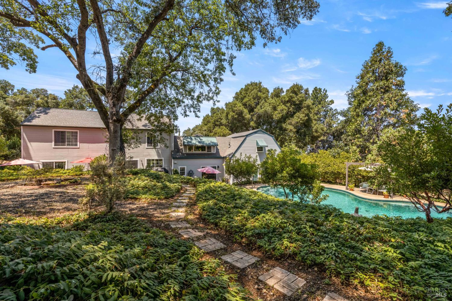 1940 Westlake Drive Kelseyville CA 95451