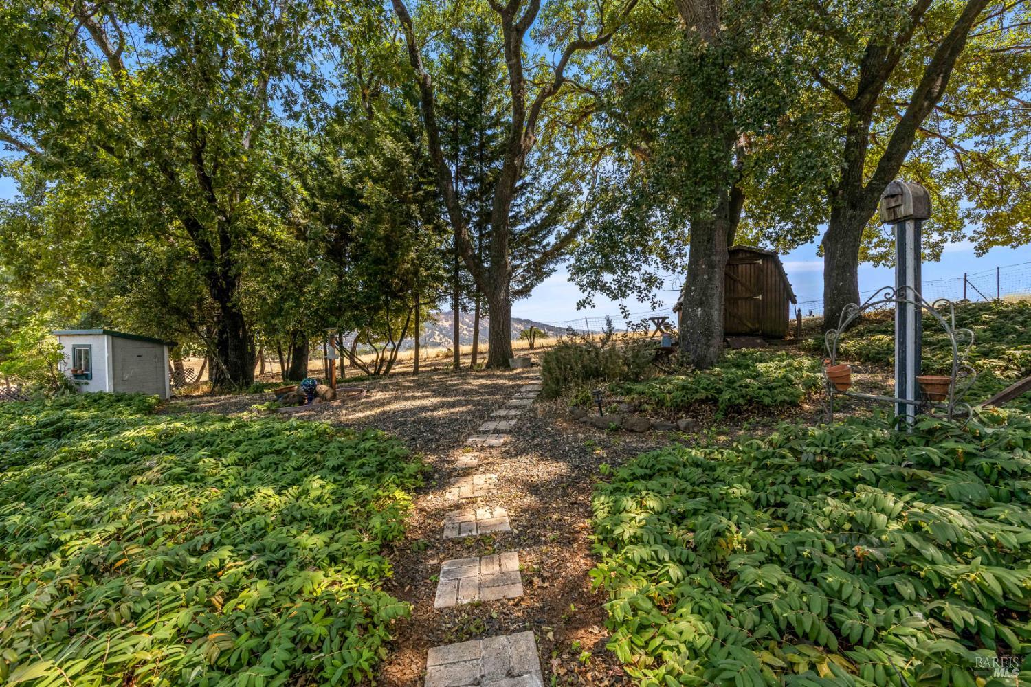 1940 Westlake Drive Kelseyville CA 95451