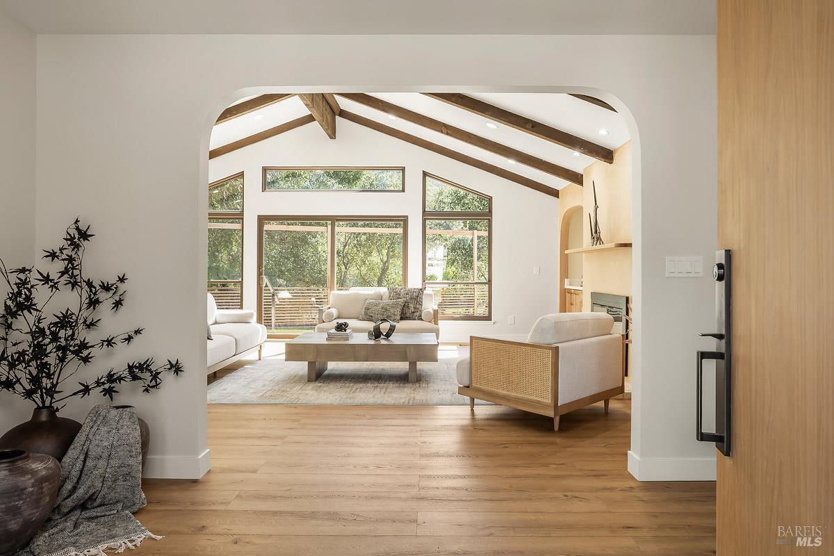 23 Prestwick Court Novato CA 94949