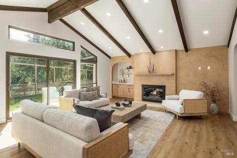 23 Prestwick Court Novato CA 94949