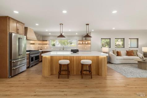 23 Prestwick Court Novato CA 94949